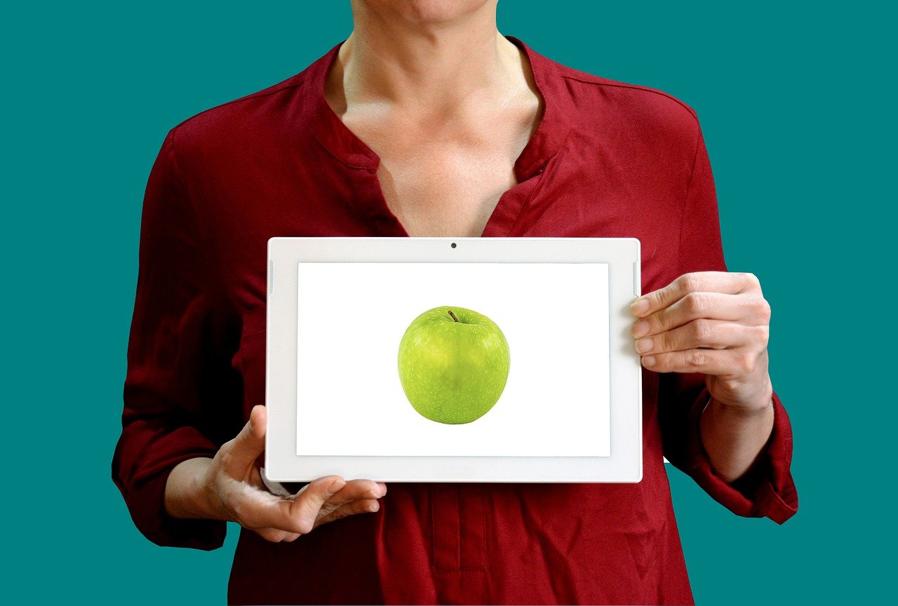 green apple